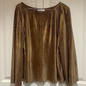 2/$20 Y2K- JLo Wide Cut Pleated Blouse